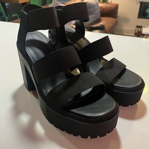 Size 8 Forever 21 Chunky Lug Sole Heel
